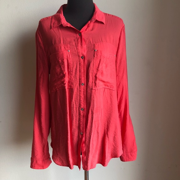 Calvin Klein Tops - Calvin Klein Jeans sz L button down blouse
